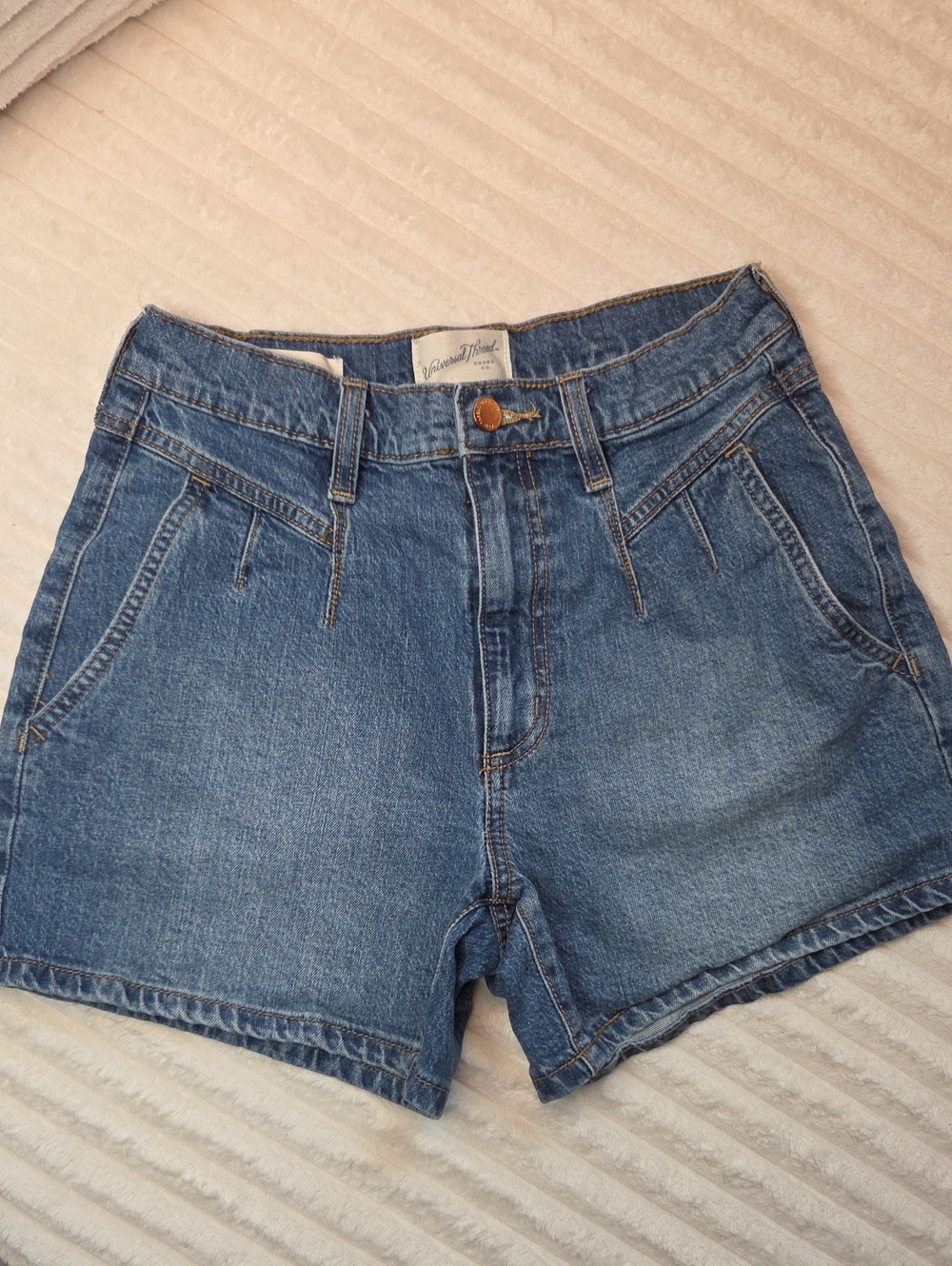 Universal Thread Medium Blue High-Rise Denim Shorts